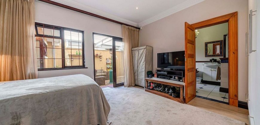 Stylish Guest House For Sale by Silent Auction